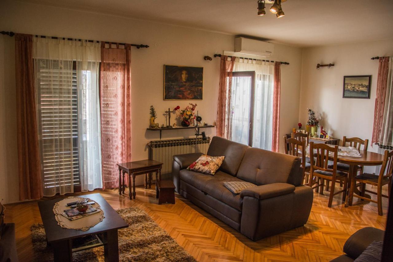 Apartman Zvjezda بيوغْغاد نا موغو المظهر الخارجي الصورة